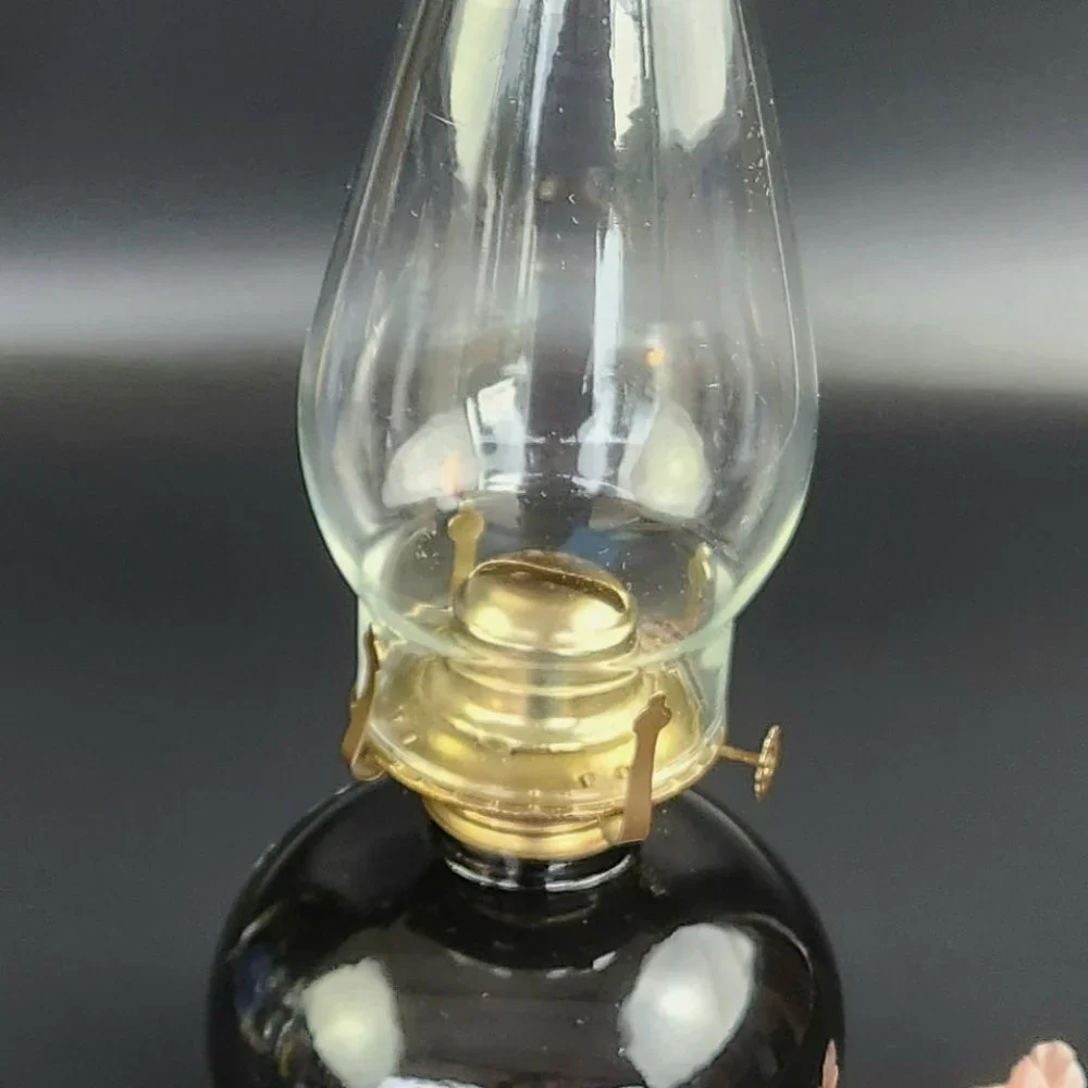 Vintage Oil Lamp - Black Base - Floral Design - 14 1/4